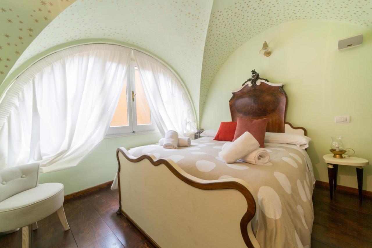 The Paintress With Private Patio Apartamento *