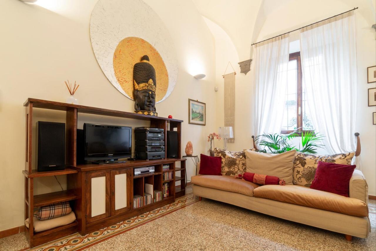 The Paintress With Private Patio Apartamento