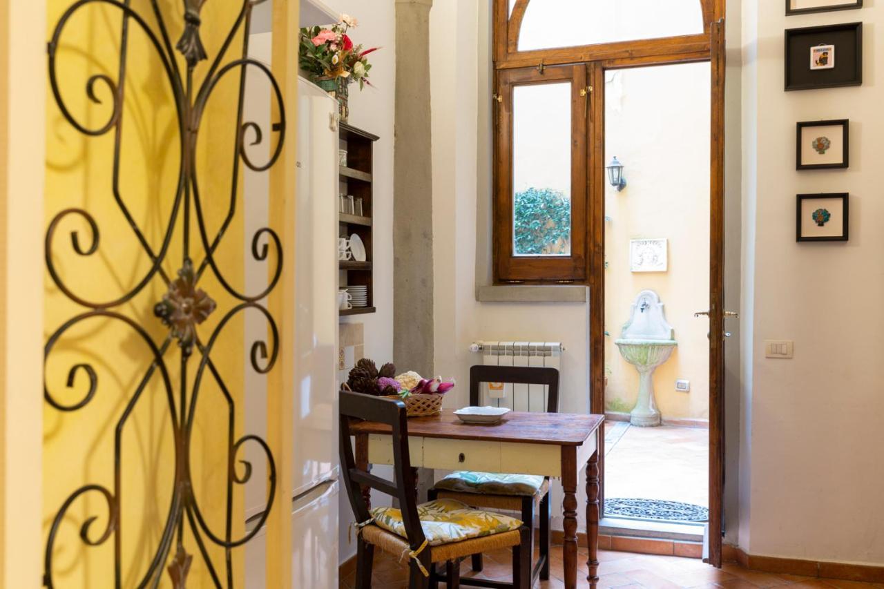 The Paintress With Private Patio Apartamento