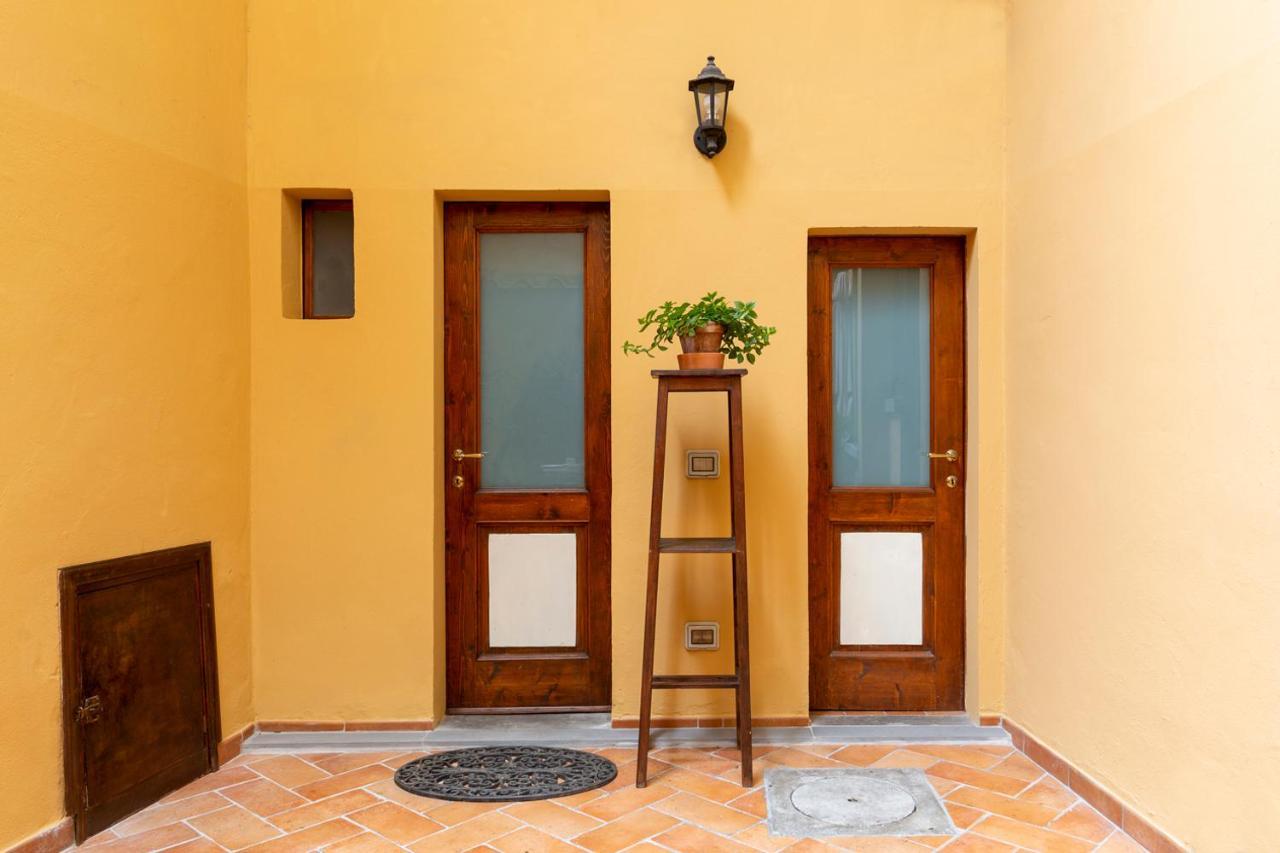 The Paintress With Private Patio Apartamento *